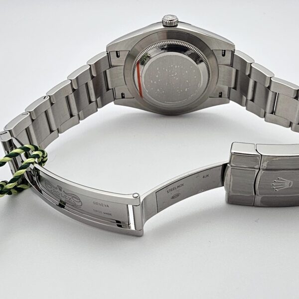 ROLEX OYSTER PERPETUAL GREEN REF.124300 ANNO 2024 - immagine 5