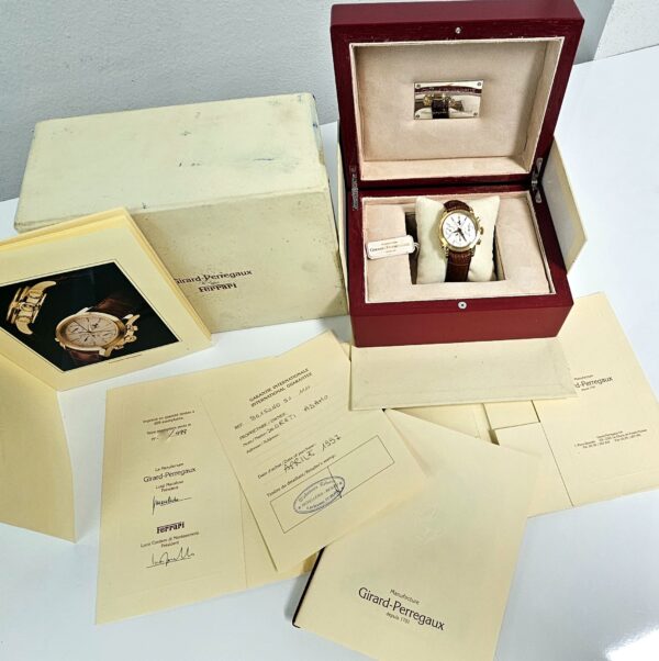 GIRARD PERREGAUX FERRARI rattrappante 38MM REF. 9015 Limited Ed. 499 esemplari - immagine 7